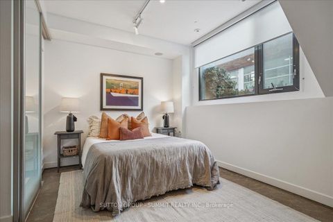 Photo 20 at 13 Gilead Place, Moss Park, Toronto