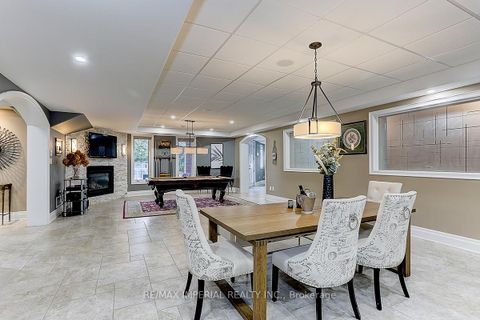 Photo 32 at 39 Fiorello Court, Vellore Village, Vaughan