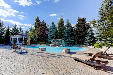 Photo 37 at 39 Fiorello Court, Vellore Village, Vaughan