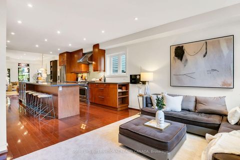 Photo 17 at 435 Ontario Street, Moss Park, Toronto