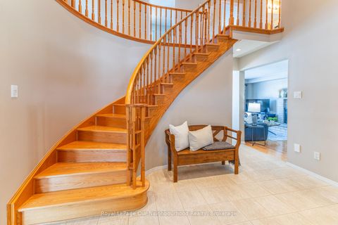 Photo 20 at 10 Holden Court, Blue Grass Meadows, Whitby