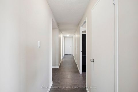 Photo 13 at 810 - 50 Inverlochy Boulevard, Royal Orchard, Markham