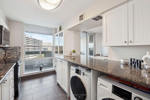 Photo 15 at 810 - 50 Inverlochy Boulevard, Royal Orchard, Markham