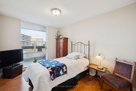 Photo 29 at 810 - 50 Inverlochy Boulevard, Royal Orchard, Markham