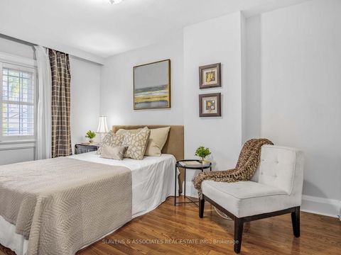 Photo 10 at 226 Broadway Avenue, Mount Pleasant East, Toronto