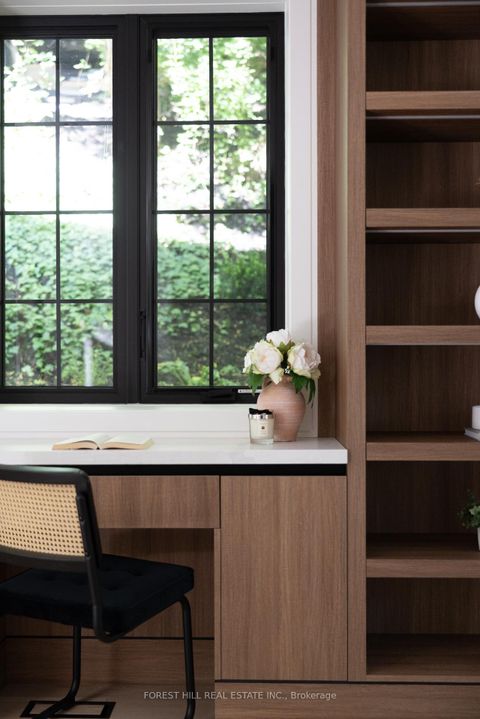 Photo 11 at 52 Roxborough Drive, Moore Park, Toronto