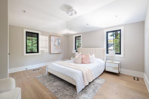 Photo 29 at 52 Roxborough Drive, Moore Park, Toronto