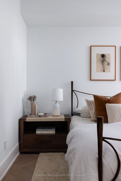 Photo 15 at 907 - 455 Wellington Street W, Waterfront Communities C1, Toronto