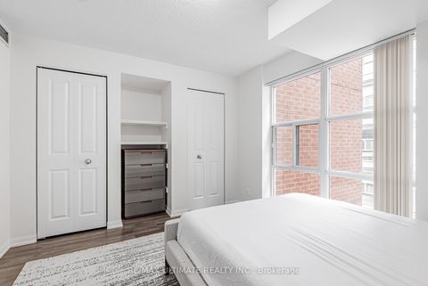 Photo 17 at 311 - 11 St Joseph Street, Bay Street Corridor, Toronto