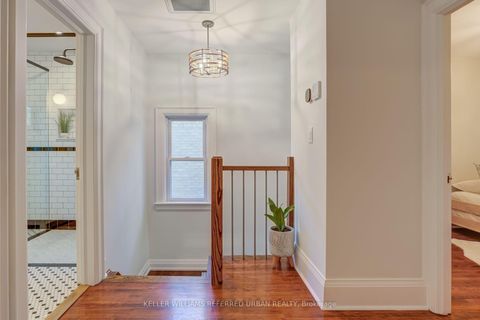 Photo 35 at 14 Meadowvale Drive, Queensway, Toronto