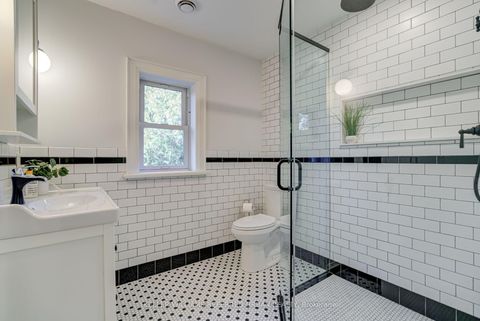 Photo 39 at 14 Meadowvale Drive, Queensway, Toronto