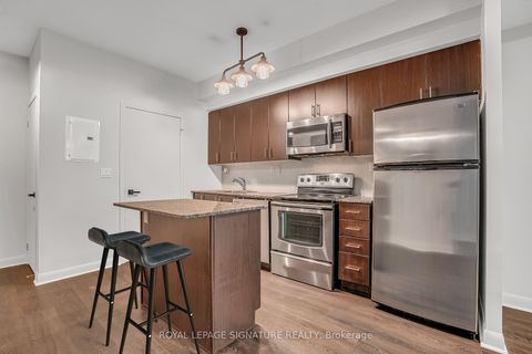 Photo 13 at 317 - 15 Bruyeres Mews, Niagara, Toronto