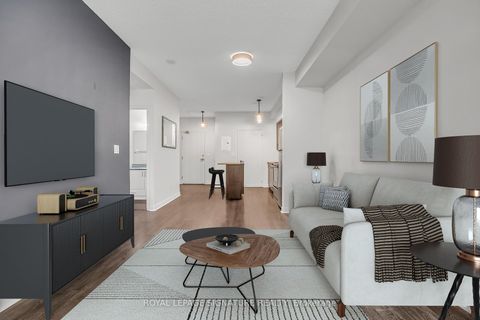 Photo 18 at 317 - 15 Bruyeres Mews, Niagara, Toronto