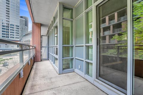 Photo 31 at 317 - 15 Bruyeres Mews, Niagara, Toronto