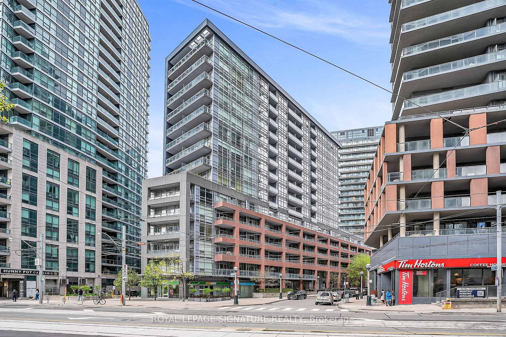 317 - 15 Bruyeres Mews, Niagara, Toronto 