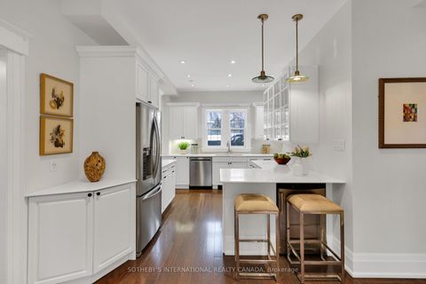 Photo 7 at 68 Astley Avenue, Moore Park, Toronto