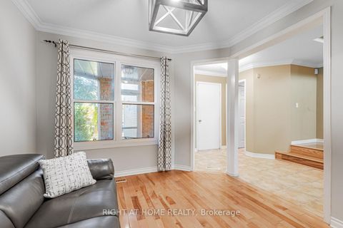 Photo 3 at 16 Marchwood Crescent, Harding, Richmond Hill