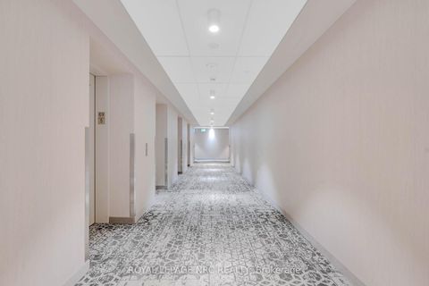 Photo 2 at Suite 6908 - 138 Downes Street, Waterfront Communities C8, Toronto