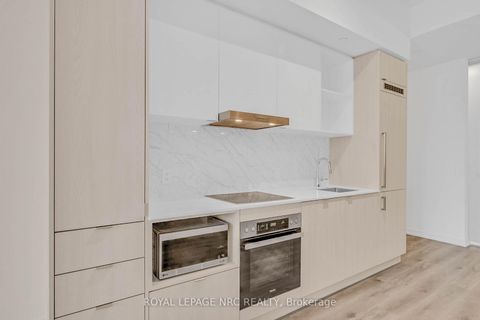 Photo 10 at Suite 6908 - 138 Downes Street, Waterfront Communities C8, Toronto