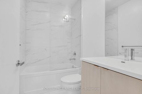 Photo 20 at Suite 6908 - 138 Downes Street, Waterfront Communities C8, Toronto