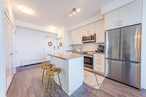 Photo 5 at 1603 - 95 Oneida Crescent, Langstaff, Richmond Hill