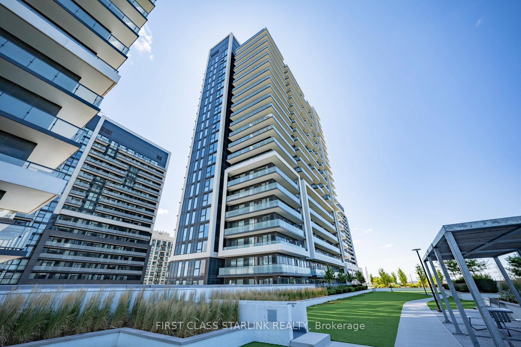 1603 - 95 Oneida Crescent, Langstaff, Richmond Hill 