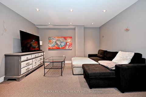 Photo 32 at 28 Spring Arbour Road, Patterson, Vaughan