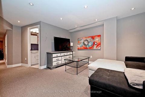 Photo 34 at 28 Spring Arbour Road, Patterson, Vaughan