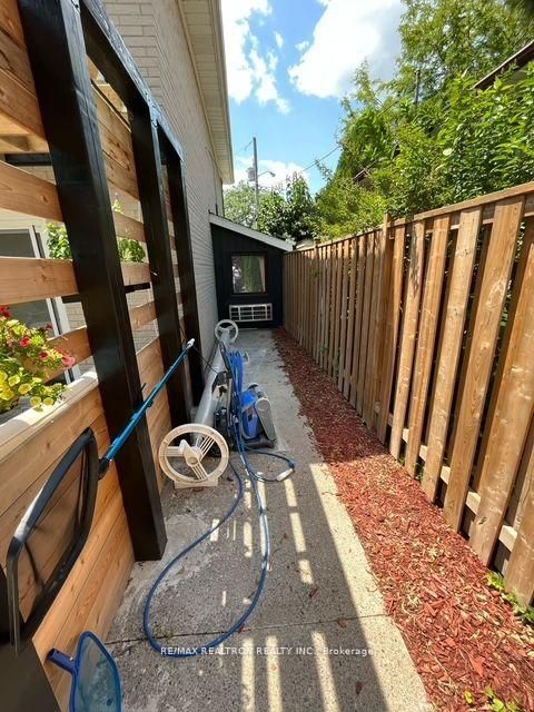 Photo 43 at 9 Karen Road, Donalda, Toronto