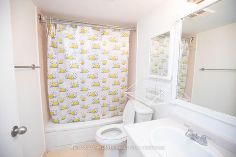 Photo 10 at 913 - 300 Alton Towers Circle, Milliken, Toronto