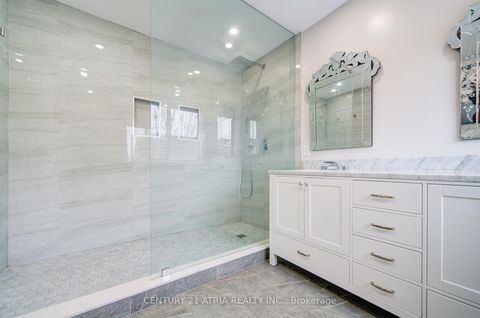 Photo 17 at 73 Starr Crescent, Bayview Northeast, Aurora