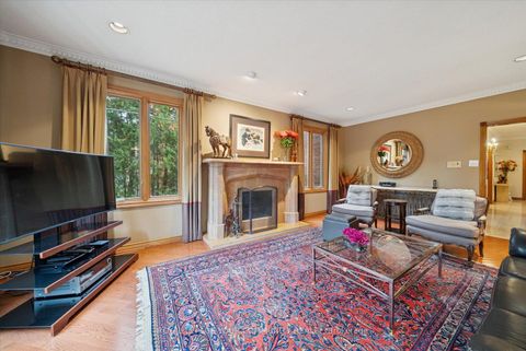 Photo 6 at 8 Old Park Lane, Bayview Hill, Richmond Hill