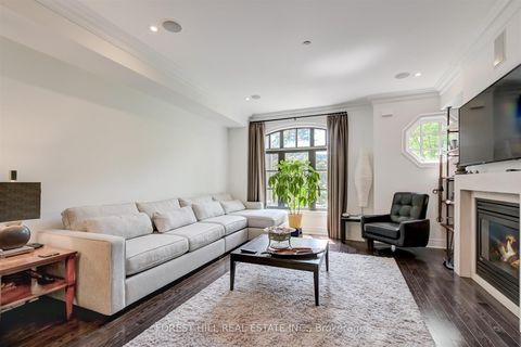 Photo 7 at 111 Powseland Crescent, West Woodbridge, Vaughan