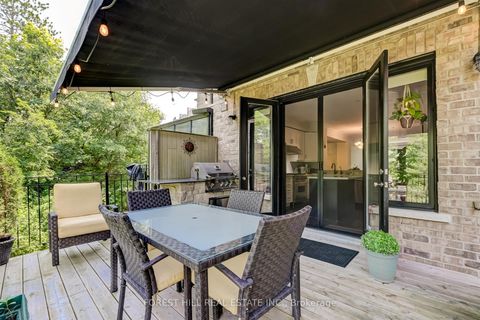 Photo 13 at 111 Powseland Crescent, West Woodbridge, Vaughan