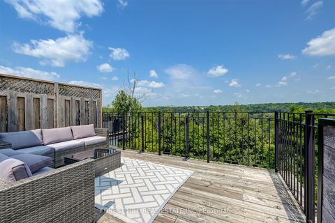 Photo 25 at 111 Powseland Crescent, West Woodbridge, Vaughan