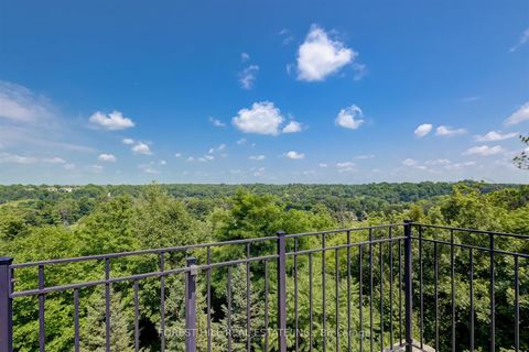 Photo 26 at 111 Powseland Crescent, West Woodbridge, Vaughan