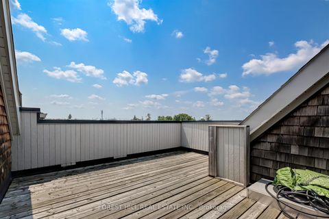 Photo 27 at 111 Powseland Crescent, West Woodbridge, Vaughan