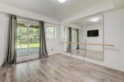 Photo 30 at 111 Powseland Crescent, West Woodbridge, Vaughan