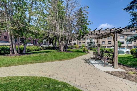 Photo 33 at 111 Powseland Crescent, West Woodbridge, Vaughan