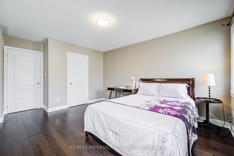 Photo 33 at 982 Wilbur Pipher Circle, Wyndham, Newmarket