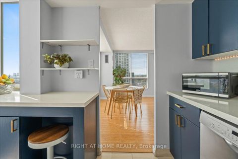 Photo 7 at 1011 - 101 Subway Crescent, City Centre West, Toronto