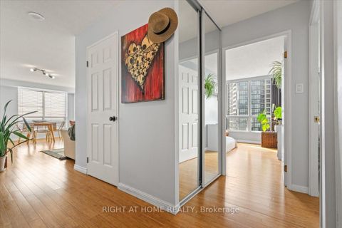 Photo 11 at 1011 - 101 Subway Crescent, City Centre West, Toronto