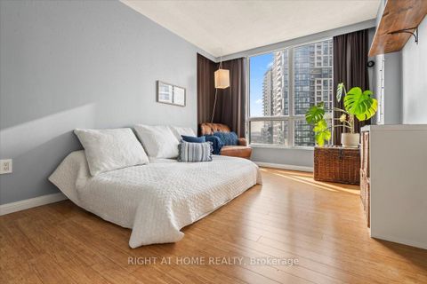 Photo 14 at 1011 - 101 Subway Crescent, City Centre West, Toronto