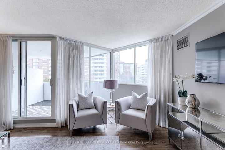 Photo 10 at 605 - 70 Baif Boulevard, North Richvale, Richmond Hill