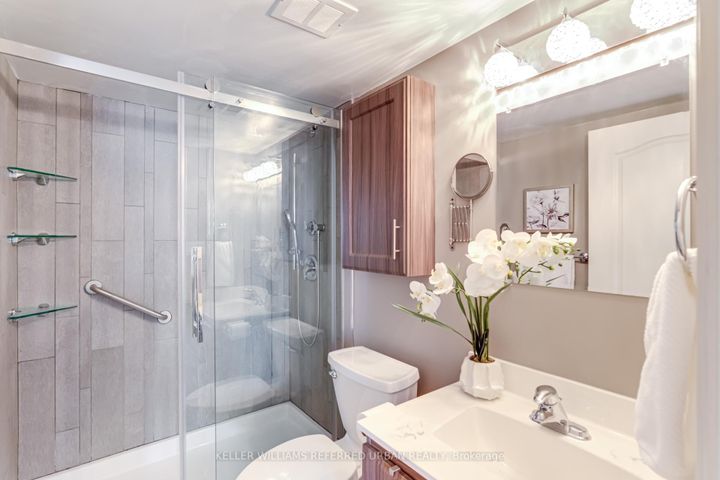 Photo 24 at 605 - 70 Baif Boulevard, North Richvale, Richmond Hill