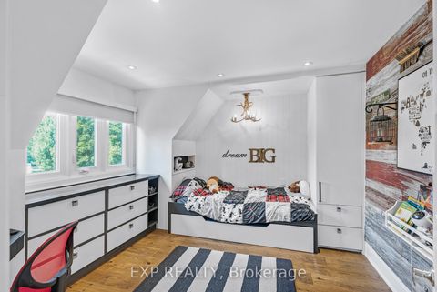 Photo 31 at 17 Chamberlain Court, Nobleton, King