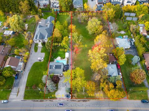 Photo 2 at 162 Weldrick Road W, North Richvale, Richmond Hill