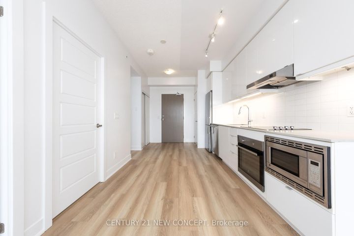 Photo 10 at 323 - 7 Kenaston Gardens, Bayview Village, Toronto