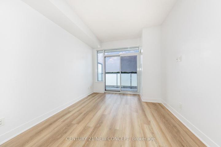 Photo 12 at 323 - 7 Kenaston Gardens, Bayview Village, Toronto