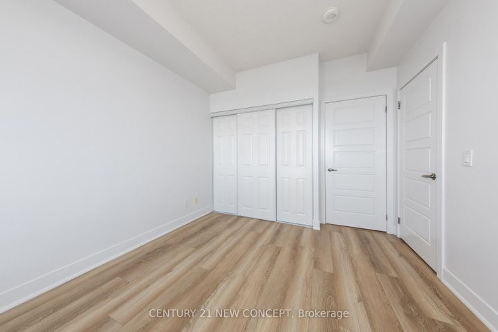 Photo 16 at 323 - 7 Kenaston Gardens, Bayview Village, Toronto